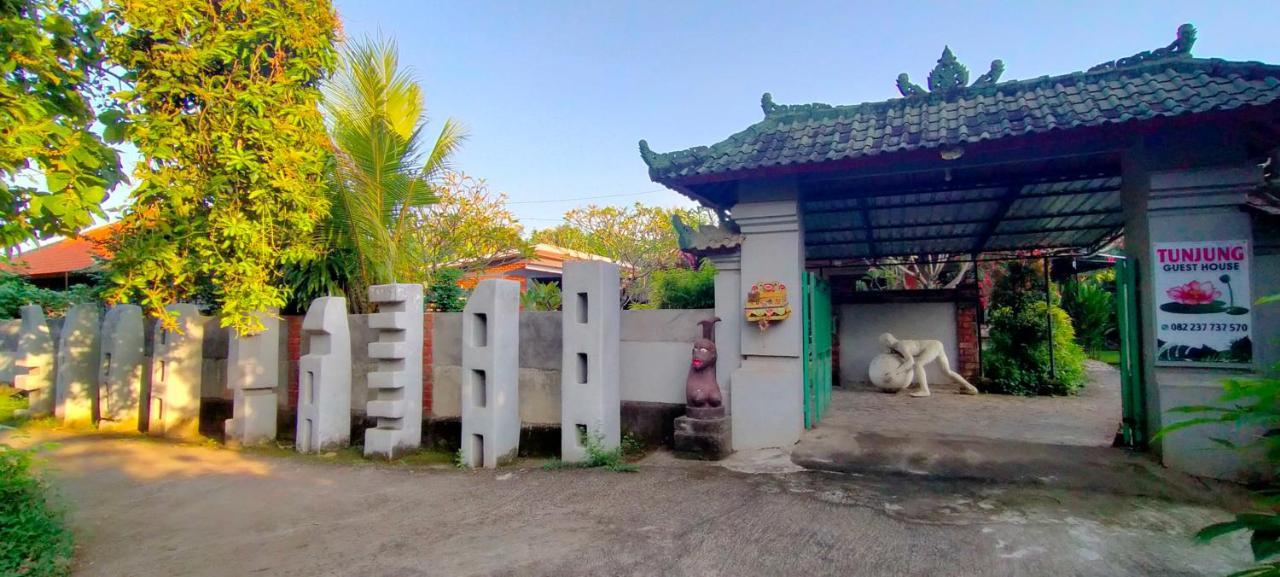 Tunjung Guest House Lovina Beach Pabean Buleleng Exteriör bild