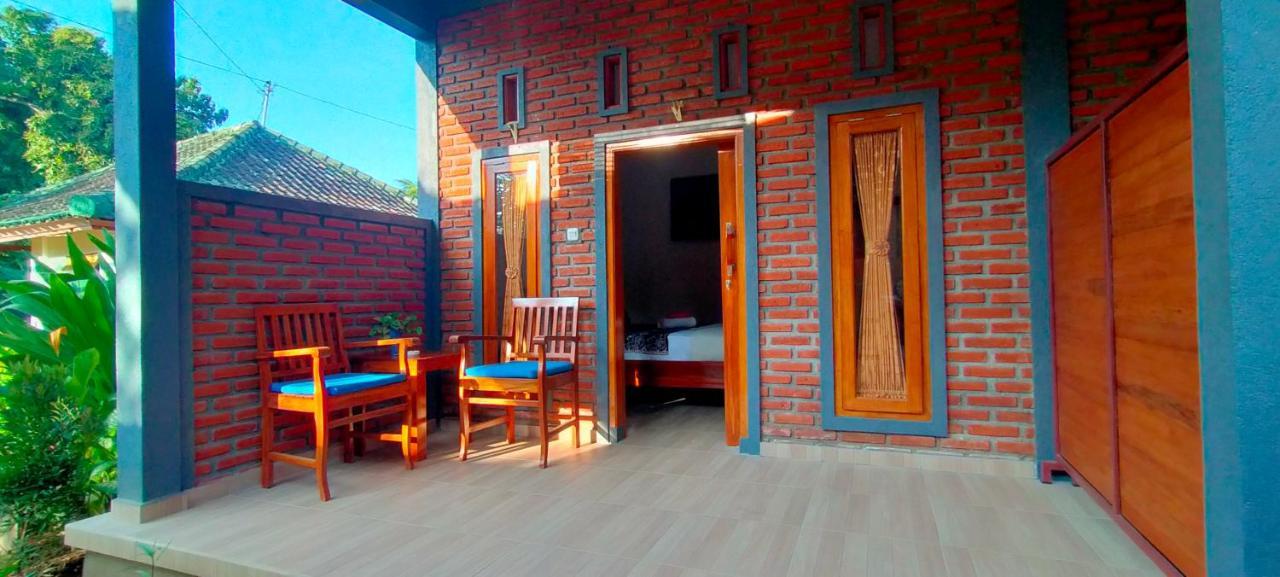 Tunjung Guest House Lovina Beach Pabean Buleleng Exteriör bild